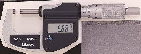 MITUTOYO DIGITAL MICROMETER 0 - 25mm 0 - 1"